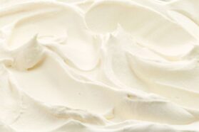 バタークリームと生クリームが使いこなせる｜両者の違いを徹底解説