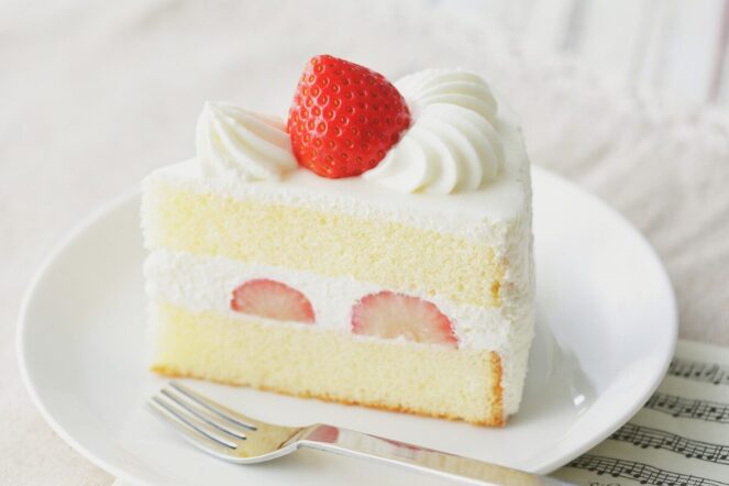 プロが教えるスポンジケーキの口どけ改善術｜3つのポイント徹底解説